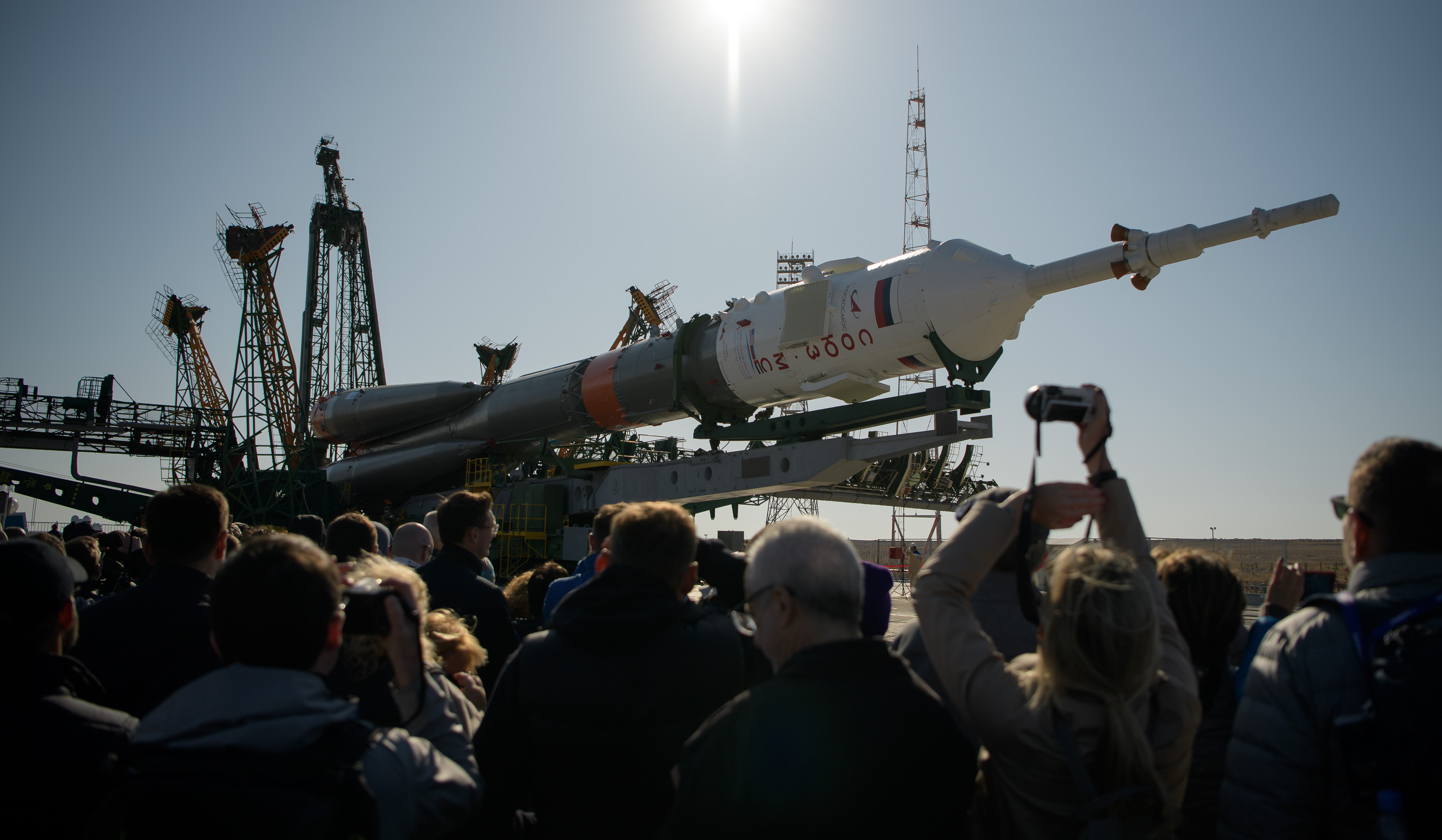Expedition 61 Soyuz Rollout